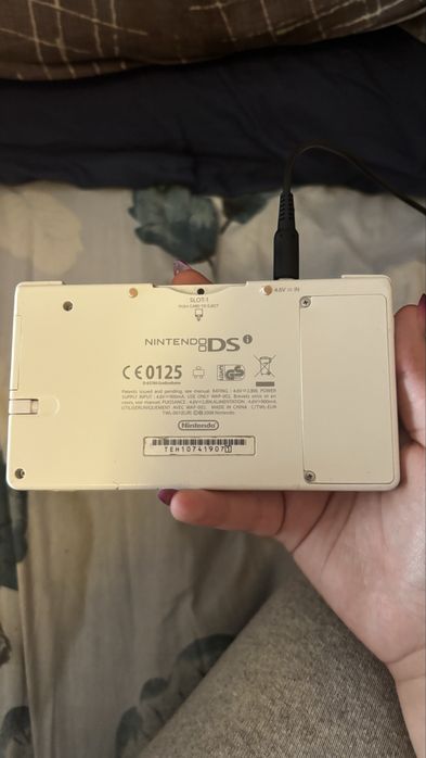 Nintendo DSI Branca - Ver descrição e imagens