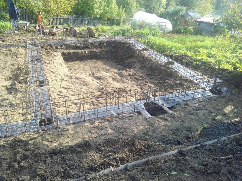 Выгребные, сливные ямы.Копка траншей,ям.Демонтаж.Бетонные работы
