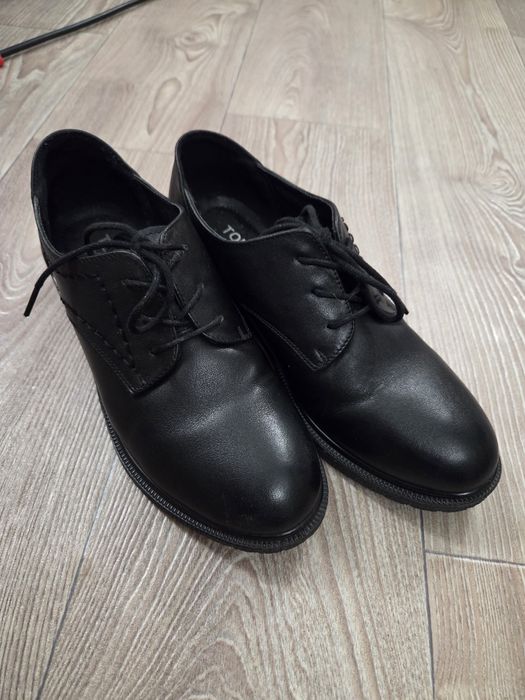 Шкіряні туфлі, глибокі туфлі