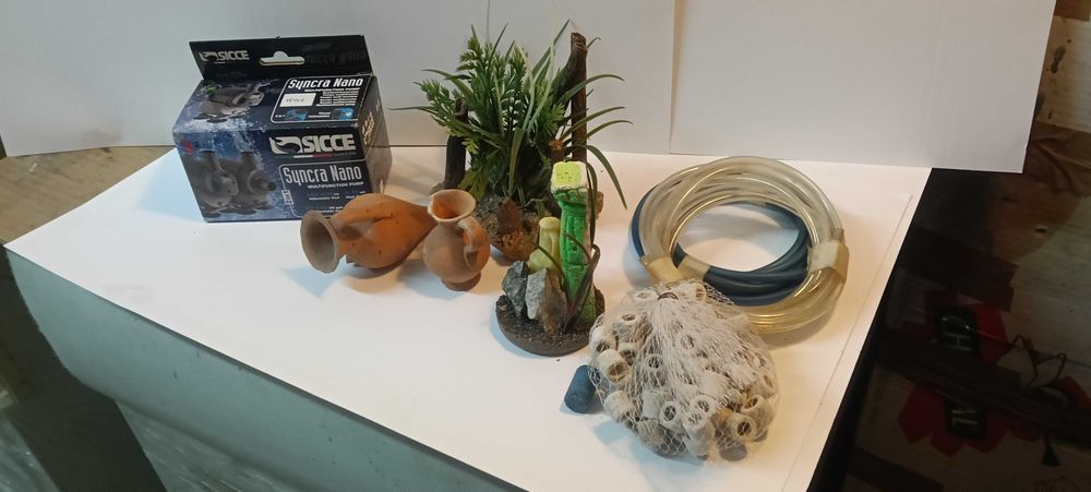 "Oportunidade"Aquário e móvel