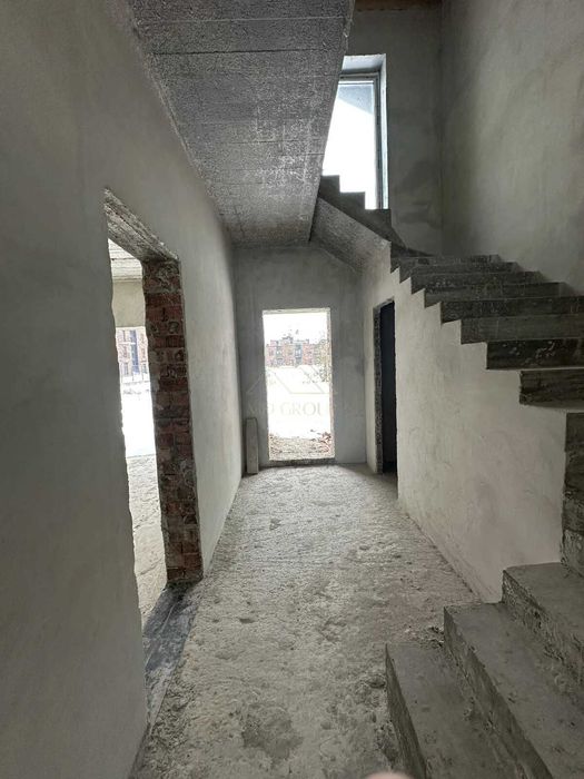ПРОДАЖ готового дуплекса. ОЗЕРО, комунікації підключені. ТЕРМІНОВО!!!