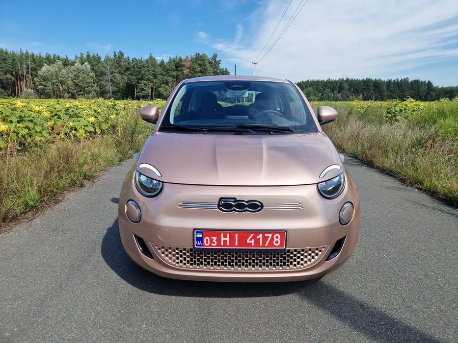 Fiat 500E 42kWt 300km