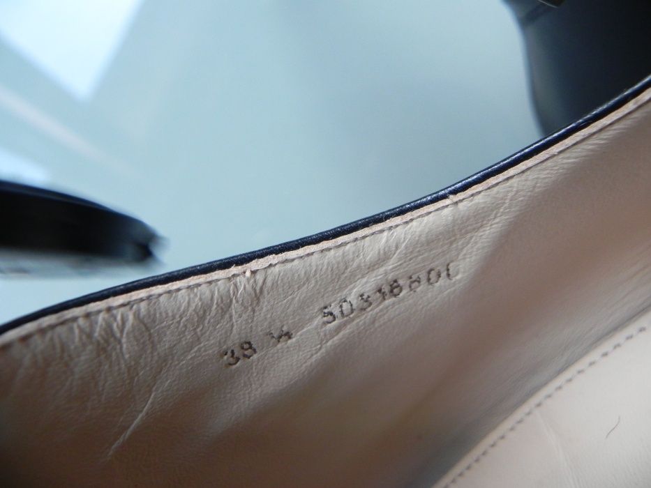 HUGO BOSS piękne botki na szpilce 38,5 NOWE/pudełko