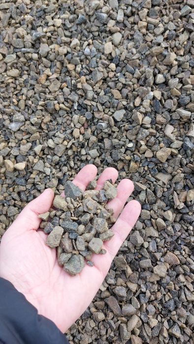 Є Щебінь пісок відсів чорнозем торф цемент щебень шутер мачка жолобок