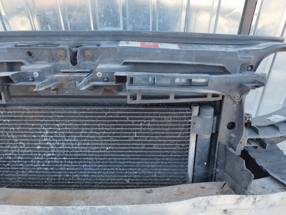 pas przedni belka chlodnice audi a3 8p 1.6 bse benzyna 2005-2008
