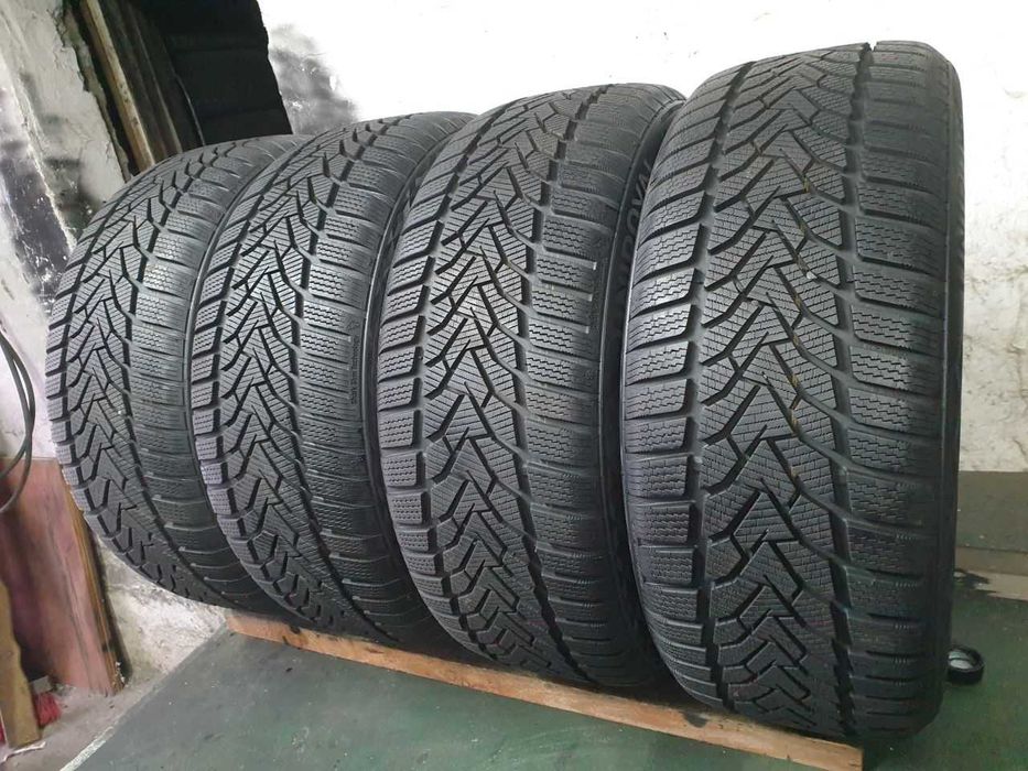 Cztery Opony zimowe 225/50R18 8,5mm Uniroyal WinterExpert 2022r