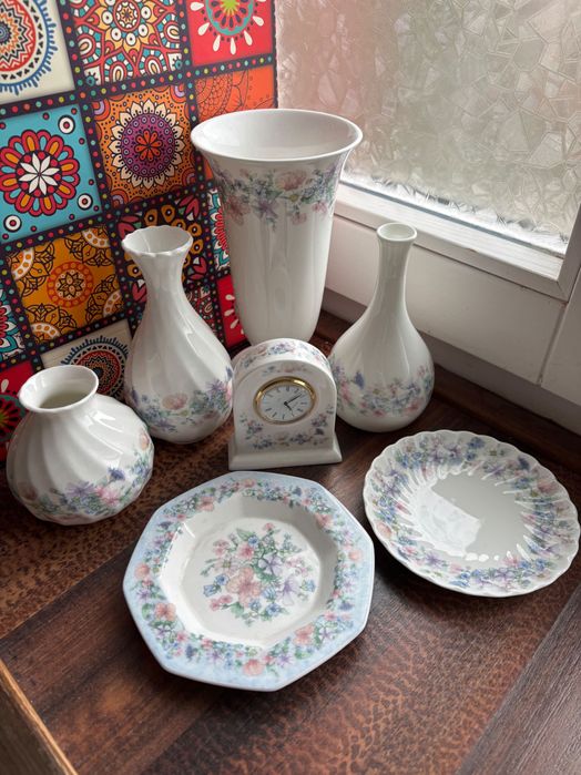 Англійська порцеляна Aynsley Wedgwood та ін. Мініатюри вази шкатулки