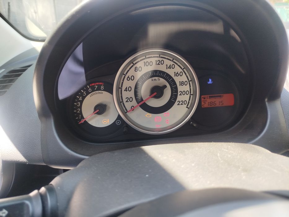 Продам Mazda - 2, 2009 г.в. - МЕХАНИКА.