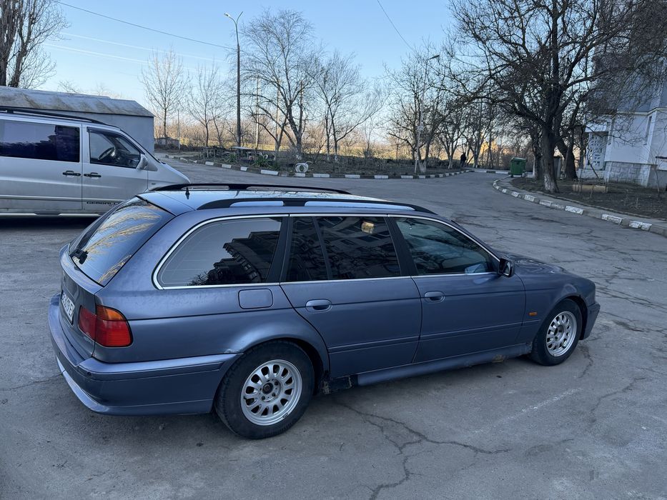 Продам BMW e39, 2.5 M57 , 2001 год