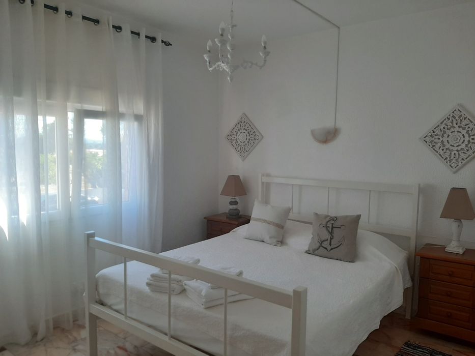 Vende se T1 mobilado, a 400 metros Praia Falésia Alfamar, Albufeira