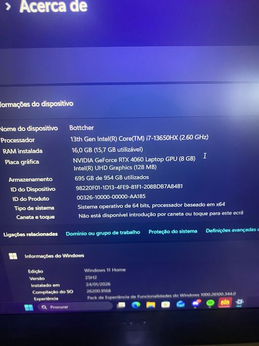 Lenovo LOQ GAMING 15IRX9 como novo