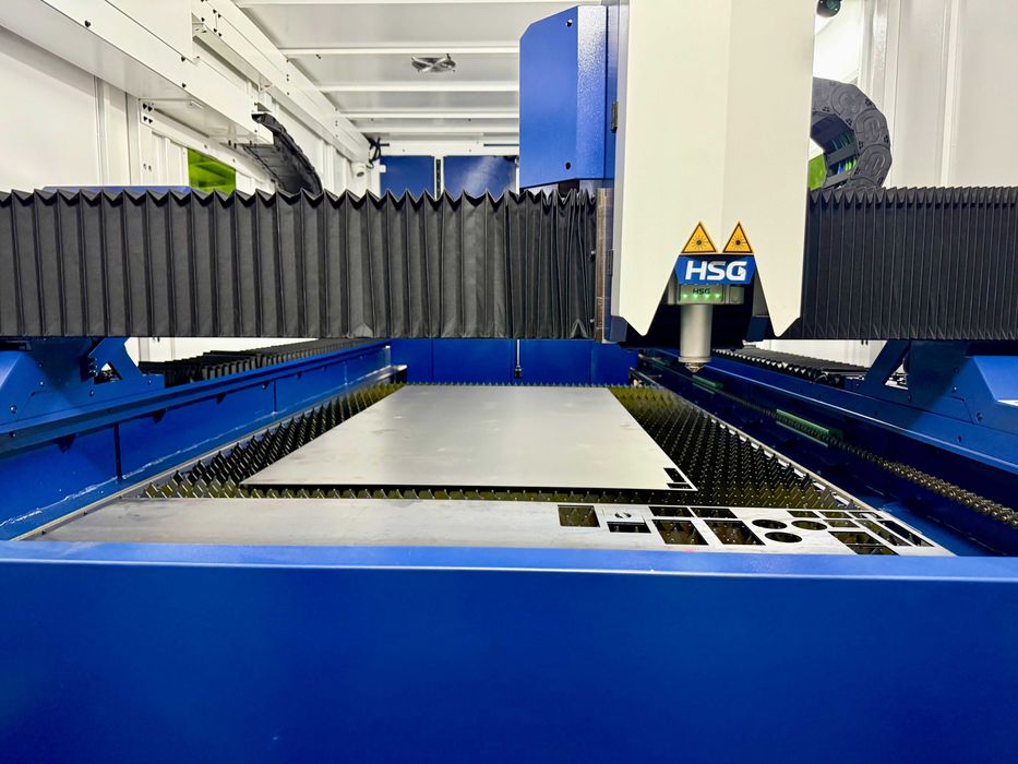 Usługi cięcia blach laserem gięcie CNC spawanie