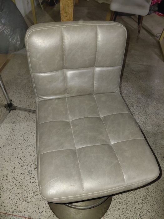 Banco alto para balcão