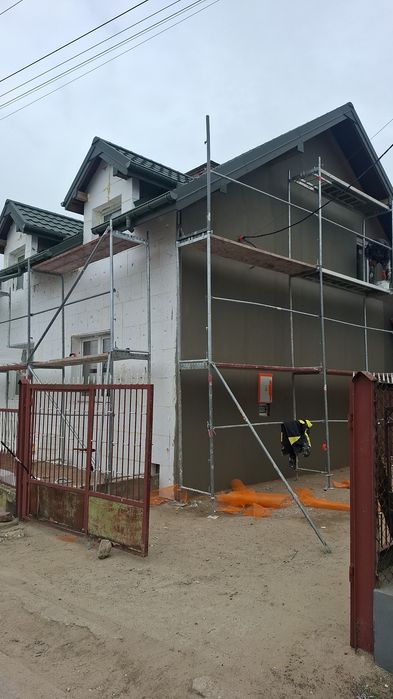 Elewacje/ Docieplenia Budynków/ Okna/ Drzwi Wolne terminy