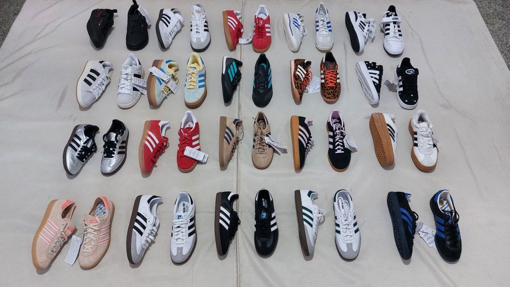 Мікси кросівок Adidas  сток оптом