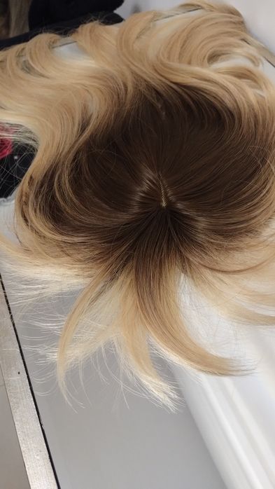 Włosy Toper z grzywką ombre