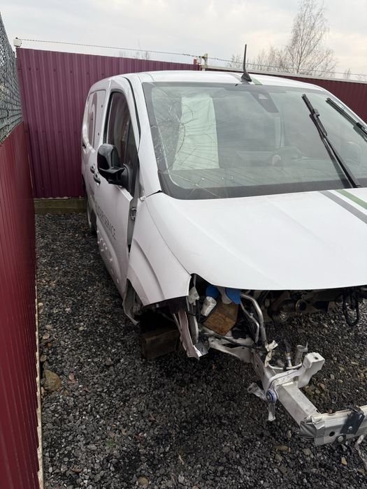 Opel combo 2023 року 1.5 дизель