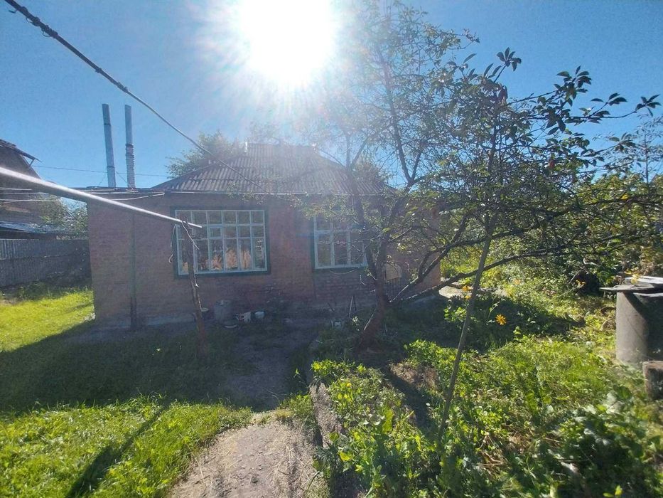 Продаж окремого будинку в Полтаві.