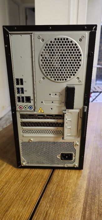 PC Gaming (Acer Nitro 50 N50-640) I7- 12700F; 16GB RAM 100 GB SSD