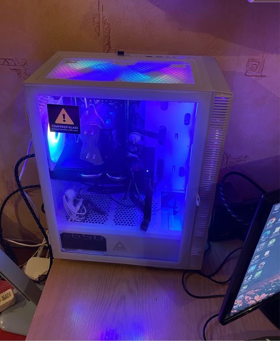 Продам ігровий ПК  32ram 10 ядер 20 потоків відео 8 гб