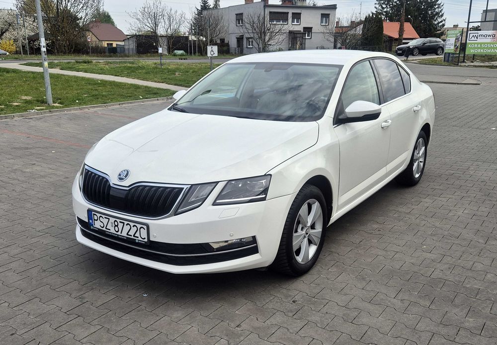 Skoda Octavia Benzyna Automat Zarejestrowana