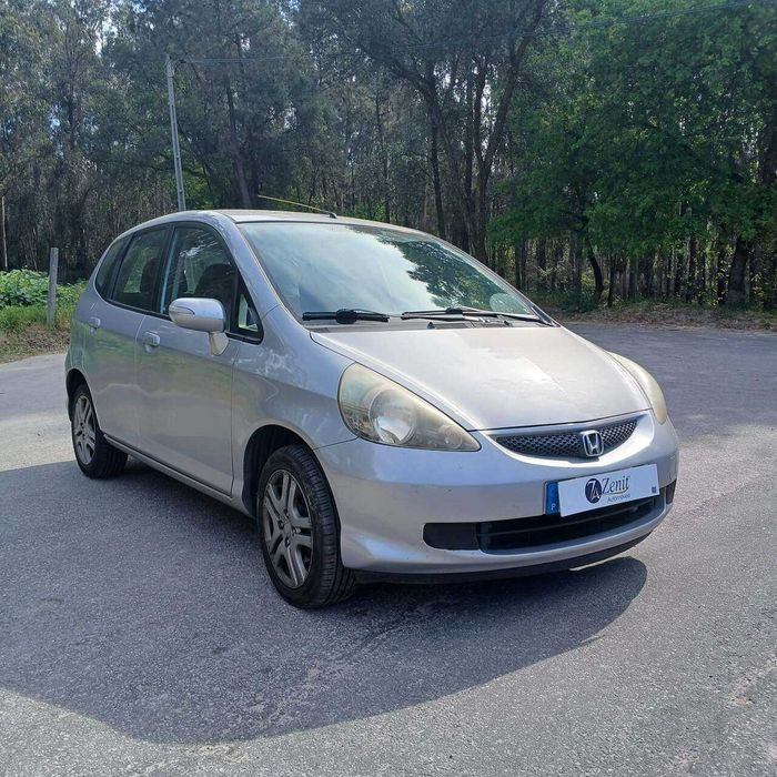 Honda Jazz 1.3 de 2005 - Peças Usadas