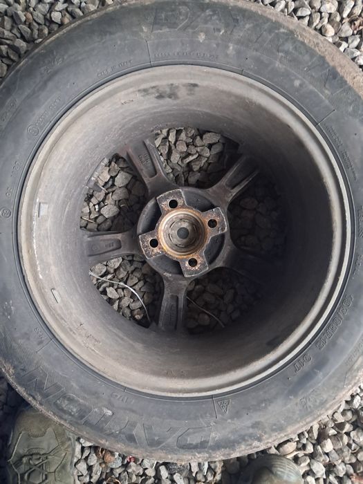 Продам диски r15 4.100