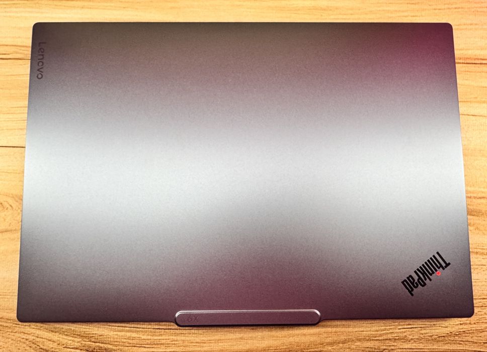 Lenovo ThinkPad X9-14 G1 Aura Ultra 7 258V 512/32GB OLED win 11 pro