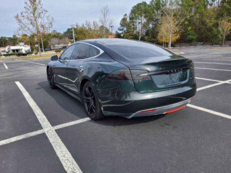 2013 Tesla Model S Performance