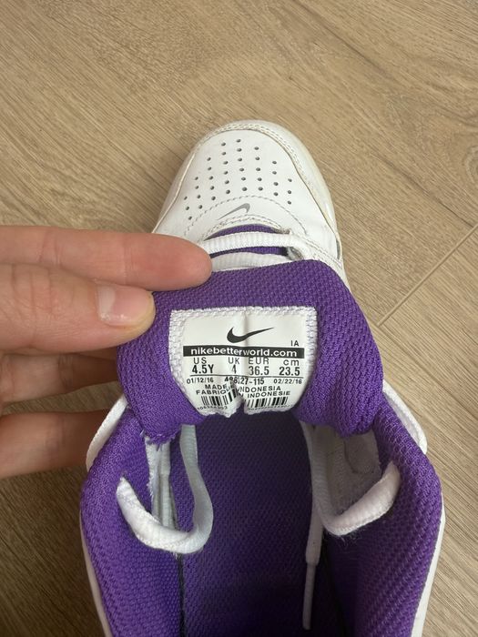 Шкіряні кросівки Nike court  оригінал 36,5