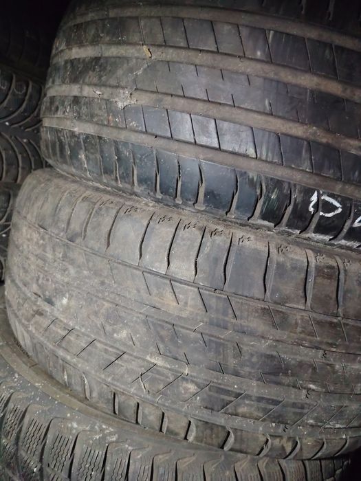 235 55R19 Michelin