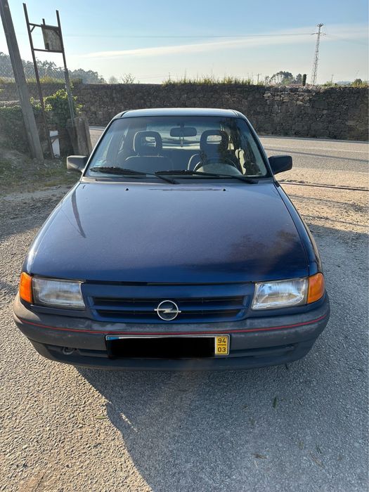 Opel Astra F 1.4 - Para Peças