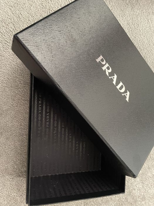 Коробка Prada и Versace оригинал