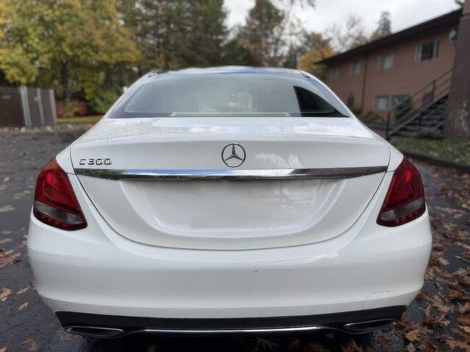 Mercedes-Benz C-Class C 300      2015