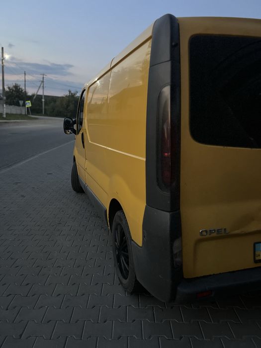Продам Opel Vivaro