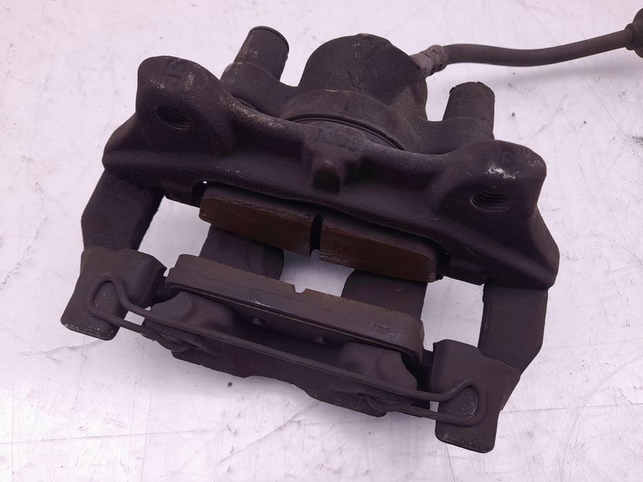 Pinça travão / maxila de travão frente direita RENAULT Clio IV (BH_)