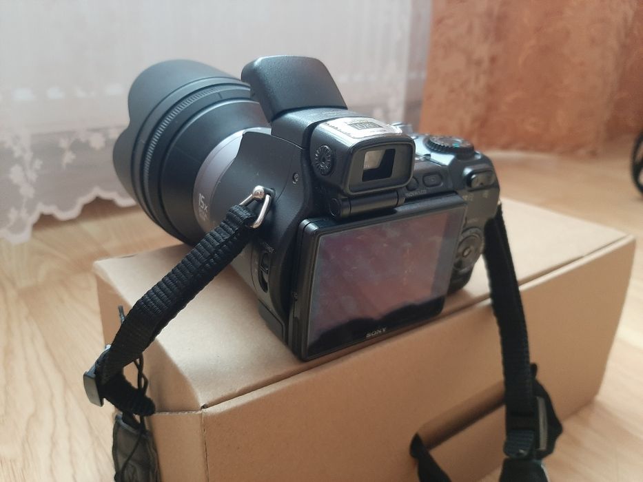 Фотоапарат Sony DSC-H9