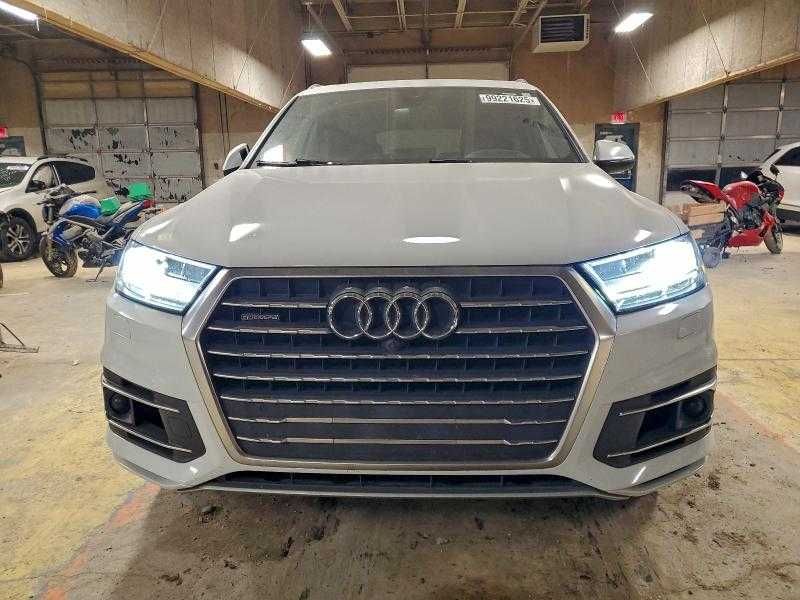 2018 Audi Q7 Prestige