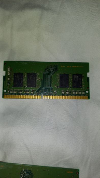 Продам оперативную память samsung  ddr4 8gb 3200 для ноутбука