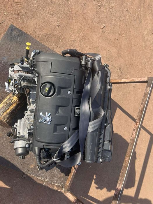 Двигун мотор двс Пежо 207 1.6 16 V.  EP 6