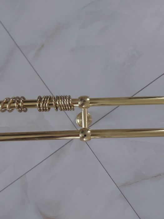 Продам карніз металевий золотий