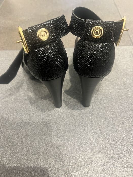 Sandálias PROF novas