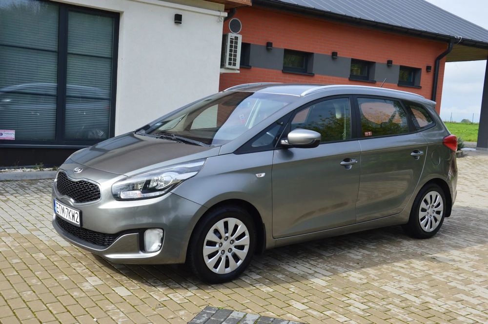 Kia Carens