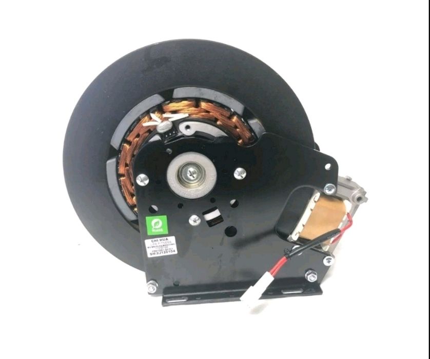 Генератор кардиовелотренажёра Star Trac