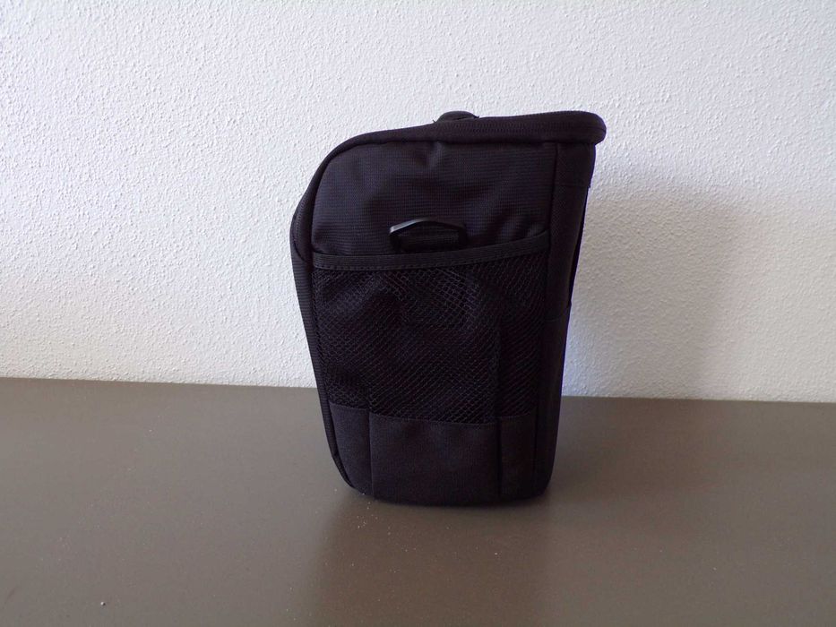Bolsa para câmara fotográfica SLR Rivacase 7440
