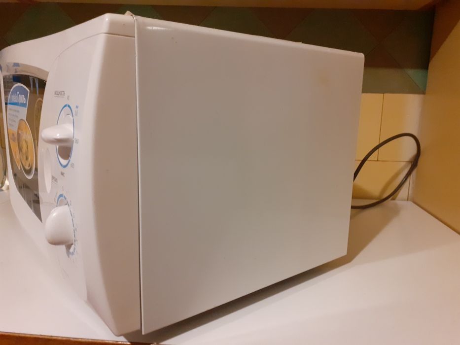 микроволновая печь LG с грилем