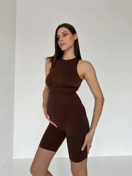 Велосипедки (укорочені легінси) коричневі для вагітних з пуш ап