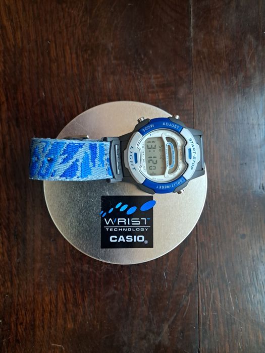 Zegarek Casio W - 729H jak nowy