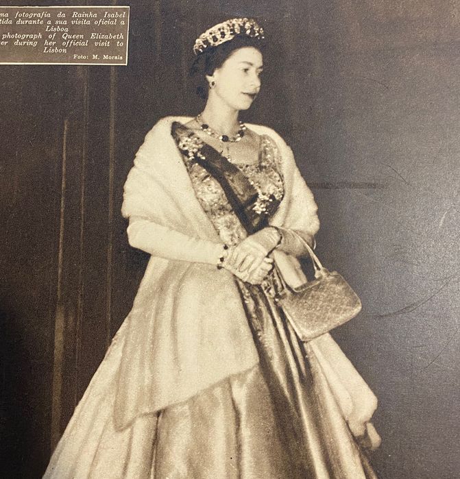 8 posters A4, antigos, da visita Rainha Isabel a Portugal. 1957