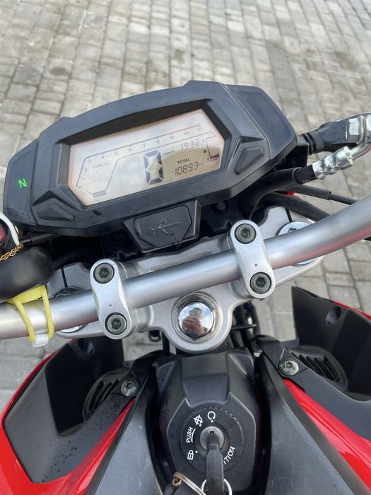 Мотоцикл Loncin CR4